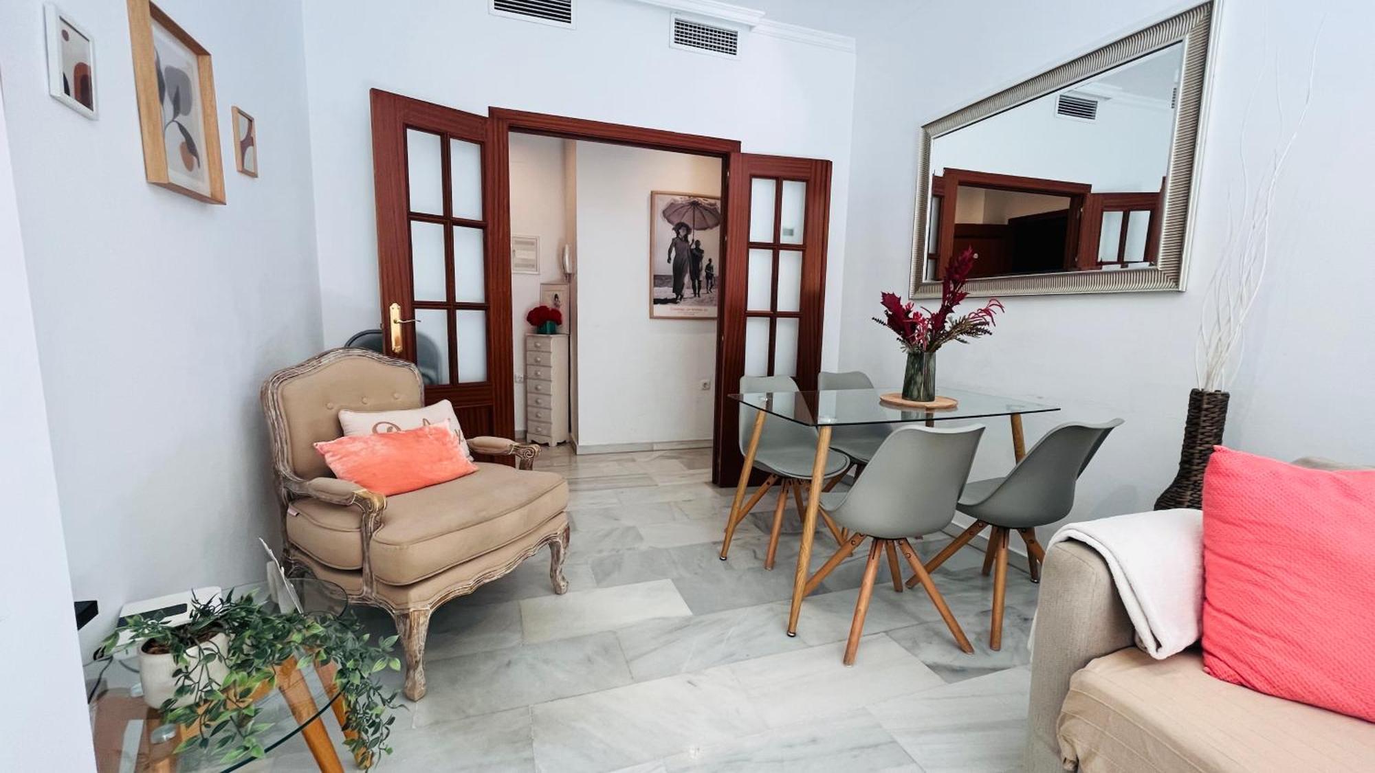 Homely Malaga Atarazanas Exterior foto